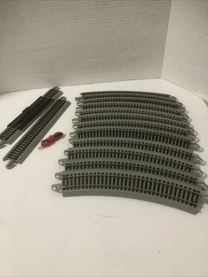 HO 18” R 30 BACHMANN EZ SNAP TRACK 15 Pieces Nickel Silver Rails New - Image 1 of 4