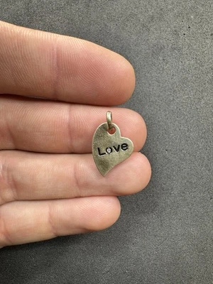 2.2g VTG Sterling Silver Gold Wash Diamond “Love” Heart Pendant Jewelry lot V - Image 1 of 4
