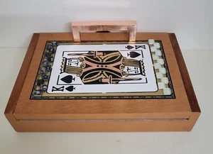 Caja de cigarros hecha a mano ~ solo una ~ adornada/reutilizada con tema de cartas de juego - Imagen 1 de 6