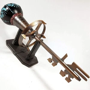 Gamer's Delight: Handmade Skeleton Key Lockpick for Thieves Guild Quests Cosplay - Picture 1 of 9