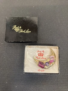 Broche Jw1 PARK LANE Gemas Rosa Luna Media Luna Tono Dorado B16 - Imagen 1 de 7