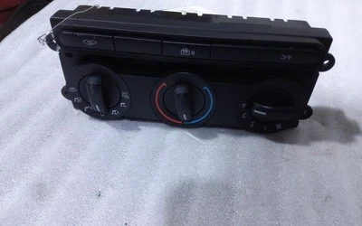 Ford Mustang 2005-2009 aire acondicionado calefacción climatización manual temperatura Foto 1 de 4