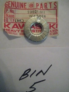 KAWASAKI H2/S2/F11/F9/F7 HEADLIGHT HOUSING WASHER NOS! - Picture 1 of 1