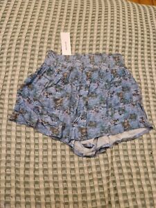 New Urban Outfitters Blue Floral Crinkle Shorts Small
