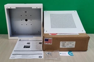ADVANCED NETWORKS IPSWS-SM Surface-Mount IP Speaker (COSMECTIC BLEMISH) - Picture 1 of 18