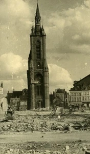 Belgien Tournai Zerstörung WWII Befreiung Glockenturm Ruinen altes Foto 1945 - Bild 1 von 3