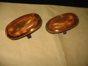 PAIR OF NEW SAMPLE HEADLIGHTS - Picture 1 of 3