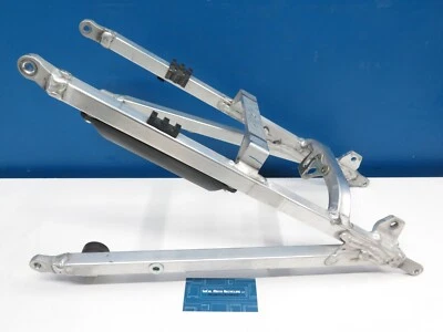 2014-2017 年雅马哈 YZ250F YZ450F YZ250FX YZ450FX 原始设备制造商子帧(库存子框架) — 第 1/4 张图片