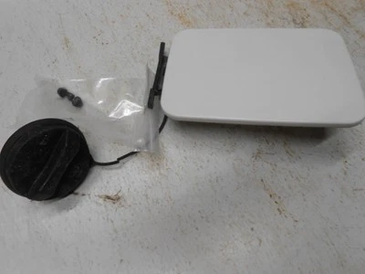 Chevrolet Aveo 2005 tapa de gasolina puerta de gasolina aleta de gasolina Foto 1 de 4