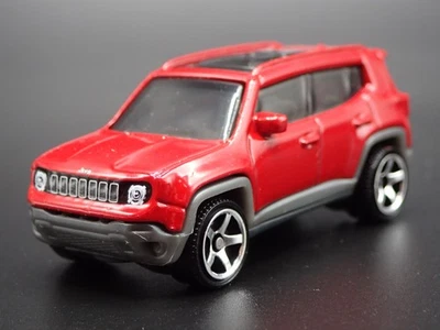 2015-2023 JEEP Renegade Rosso 1/64 Scala da Collezione Diorama Modellino Auto - Immagine 1 di 4