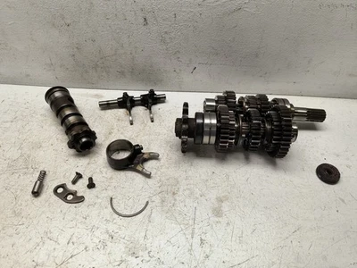 Kawasaki KZ400D KZ400 1977 OEM caja de cambios engranajes transmisión horquillas de cambio tambor Foto 1 de 4