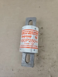 FERRAZ SHAWMUT A50P250-4 SEMICONDUCTOR FUSE 250A 500 VAC  - Picture 1 of 3