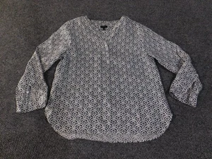 Blusa Talbots Mujer Mediana Pequeña Azul Blanco Manga Larga Estampado Geométrico Top - Imagen 1 de 14