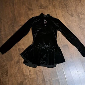 Abito pattinaggio su ghiaccio Mondor bambina taglia 8-10 nero pattinaggio artistico rosa strass - Foto 1 di 4