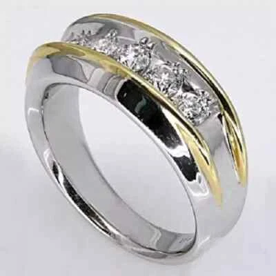 Anillo de alianza de boda para hombre enchapado en oro blanco de 14 quilates de 2 quilates de corte redondo de diamantes creado en laboratorio Foto 1 de 4