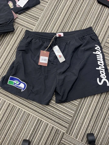 NEW MITCHELL AND NESS SEATTLE SEAHAWKS NYLON SHORT 3XL Cover