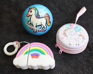 Estuche/Llavero Rainbow Airpod/Monedero Cambio Unicornio/Bola Unicornio Squishee - Imagen 1 de 1