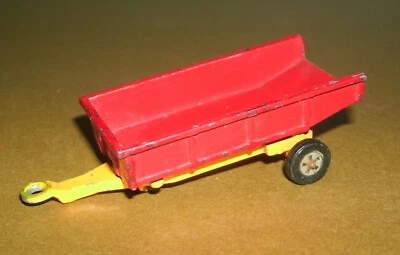 1/64 Size Tipping Farm Trailer Diecast Accesssory - Corgi Juniors No. 8 - Image 1 of 4