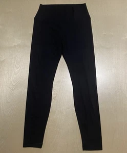 HeyNuts Damengröße Large Freizeit Training Activewear Leggings in Schwarz - Bild 1 von 8