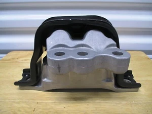HYDRAULIC RIGHT ENGINE MOUNT FOR 10-17 CHEV. EQUINOX & 12-15 CAPTIVA SPORT 2.4L. - Bild 1 von 8