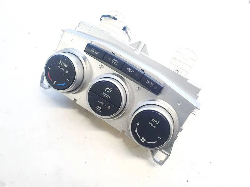 Panel de control de clima Mazda 5 2006 (interruptores de control de calefacción) k1900 #1815777-60 Foto 1 de 4