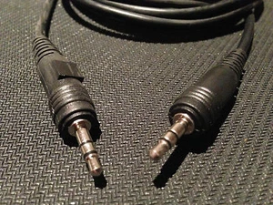 10M 3.5mm Speaker Audio Cable AUX Cable Connects Cord for PC and iPhone - Picture 1 of 2