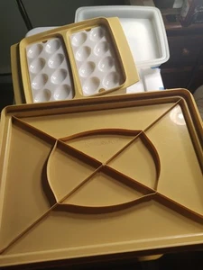 Lot Of 2 Vintage Yellow Gold Tupperware Items Pre Owned - Picture 1 of 6