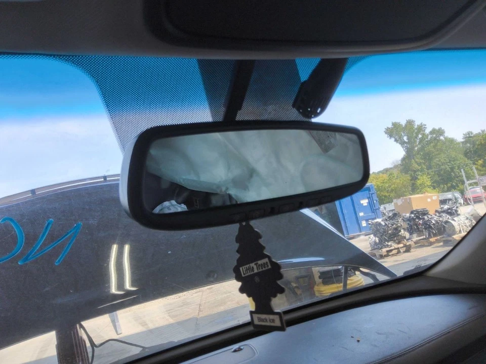 Rear View Mirror With Automatic Dimming Fits 10-21 TUCSON 651097 - Image 1 of 1