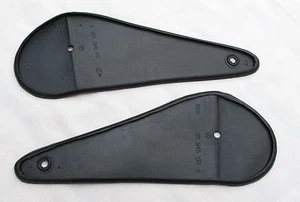 VW Typ 3 Early Reflector Seals Notchback Fastback Squareback pair variant 1500S - Picture 1 of 1