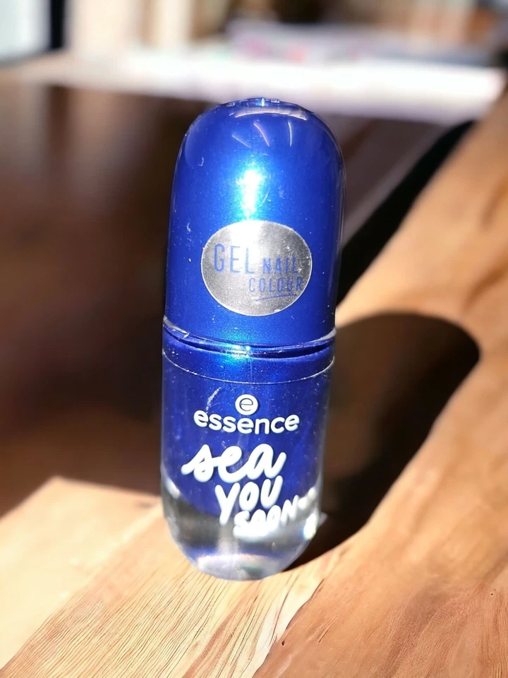 Essence Gel Nail Colour Nagellack 22 Sea You Soon Vegan Perlmutt Blau farbig - Bild 1 von 1
