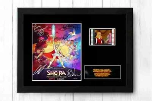 She-Ra and the Princesses of Power Film Cell Display Signed Memorabilia + COA - Foto 1 di 3