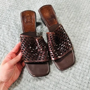 Vintage dunkelbraune Leder-Sandalen geflochten eckige Zehenpartie Pfennigabsatz Cole Haan 8 y2k - Bild 1 von 4