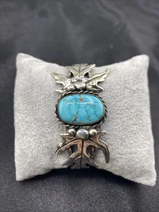 Vintage Leaves Sterling Silver Turquoise Cuff Bracelet 2.25in Diameter 36.8g - Picture 1 of 3