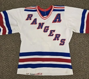 CCM New York Rangers Jersey Brian Leetch #2 'White' (Men's 46) Fight Strap - Picture 1 of 21