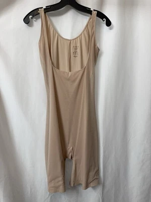 Body Spanx Esculpido Rojo Etiqueta Caliente Talla XL Desnudo Suave Mantecoso K33 Foto 1 de 4