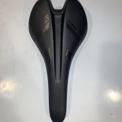 Asiento de sillín neutro contacto gigante 140 x 275 mm flujo de partículas negro 298 gramos Foto 1 de 4