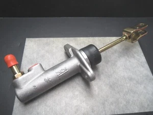 Clutch Master Cylinder for Hyundai Elantra & Tiburon Made in Korea - Ships Fast! - Picture 1 of 7