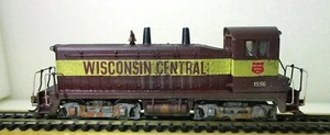 Athearn 41018 Wisconsin Central 1556 SW1500 Loco H0 Gauge Requires New Chip 16 - Picture 1 of 12