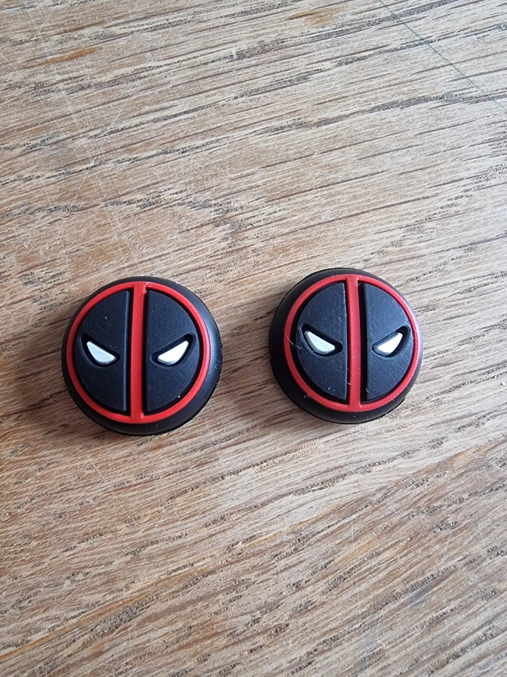 1 x DEADPOOL Rubber Controller Thumb Grips PS4 PS5 Cover Pads Analog Xbox One UK - Image 1 of 1