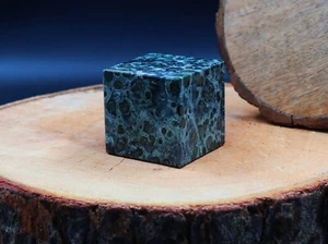 40MM Green Kambaba Jasper Cube Natural Healing Crystal Cube Chakra Gemstone Gift - Picture 1 of 7