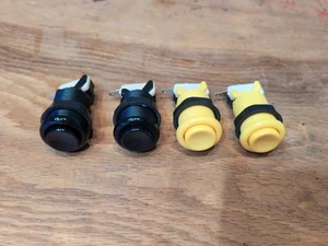 4er Pack - 2 schwarze & 2 gelbe lange Länge Arcade Spiel Drucktasten + Mikroschalter - Bild 1 von 8