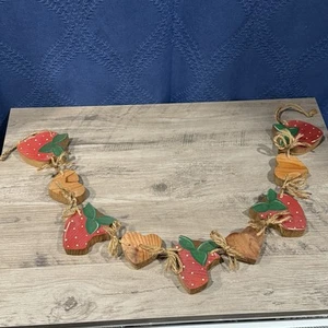 Primitive Decor Wood Strawberries Bitten & Hearts Strung Banner Cottagecore - Picture 1 of 8