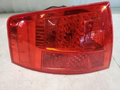 Conjunto de luz trasera para conductor AUDI A8 LH cuarto de panel montado OEM 2003-2007 Foto 1 de 2