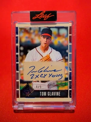 🔥Tom Glavine 签名 4/5 - 2025 Leaf Seasons in the Sun 个性化 "2 x CY Young" — 第 1/3 张图片
