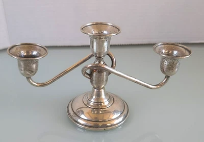 Candelabro vintage de plata esterlina relleno de cemento El-Sil-Co A Foto 1 de 4