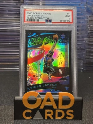 2005 Topps Chrome Vince Carter #11 Black Refractor /399 - Image 1 of 3