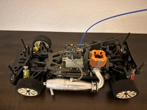 Coche Serpent 710 Racing RC 1/10 *muy raro* vintage con Mega Zx12 y accesorios - Imagen 1 de 5