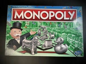 Hasbro Monopoly Genuine Classic Brand New Sealed 8 Token Board Game 2017 C1009 - Picture 1 of 2
