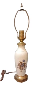 Vintage Oriental Porcelain Blue Flower Lamp Brass Ornate Mid Century working - Picture 1 of 21