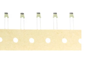 10x 33pF 0.033nF 100V NP0 Ceramic Plate Capacitors / Ceramic Capacitors RM2.5 - Picture 1 of 1